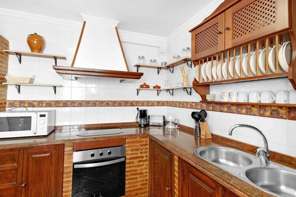 Duplex Tematico Andaluz Con Agradable Terraza - El Mirador De Benahavis 2 Apartment Bagian luar foto